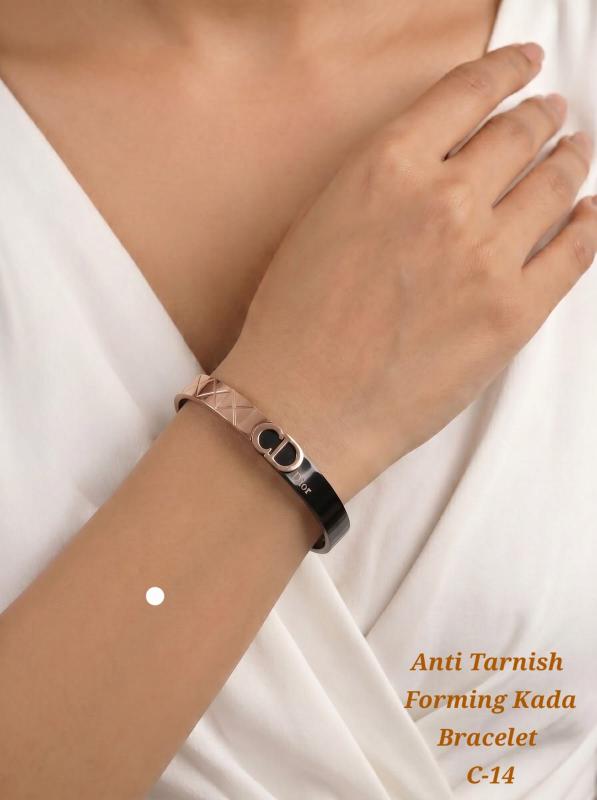 Anti tarnisha forming kada bracelet c 14 Imitation jewellery wholesalers in Gujarat